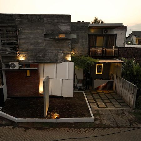 Happy House Bnb Bromo Backpacker Probolinggo Kültér fotó